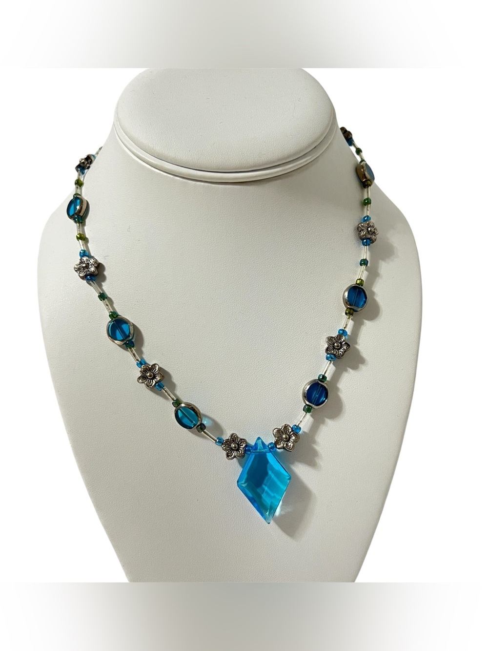 Blue Faux Crystal Pendant Necklace Y2K Whimsical Cottagecore Silvertone Spacers